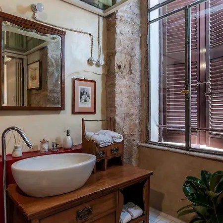 Amazing & Romantic *loft Testaccio Aventino*